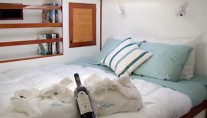 Frangines - Guest Stateroom